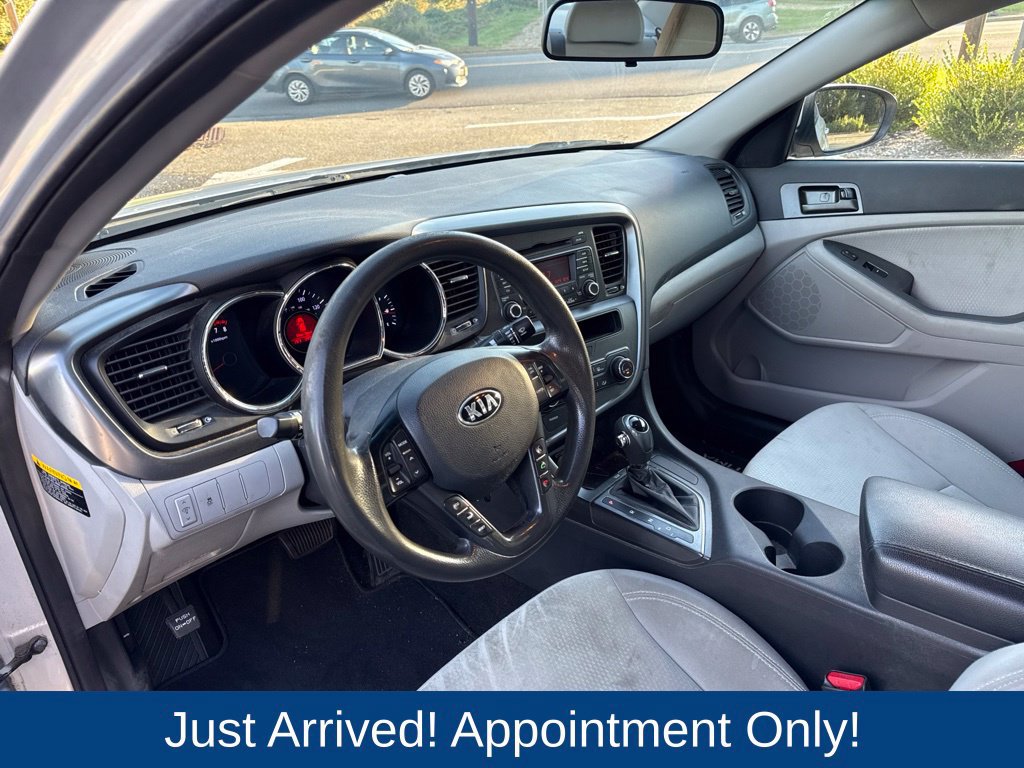 Used 2013 Kia Optima LX FWD image 8