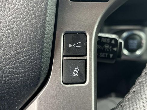 Used 2023 Toyota Tacoma SR5 w/ Technology Package image 29