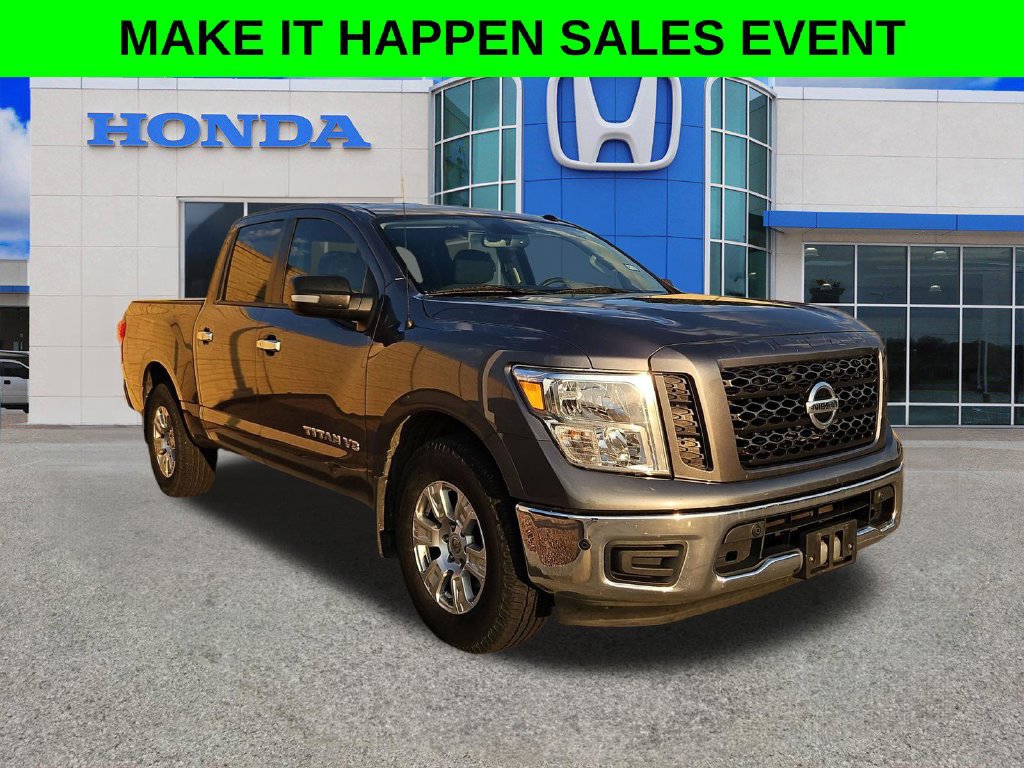 Used 2019 Nissan Titan SV w/ SV Convenience Package RWD image 8