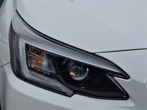 Used 2020 Subaru Outback Premium image 10