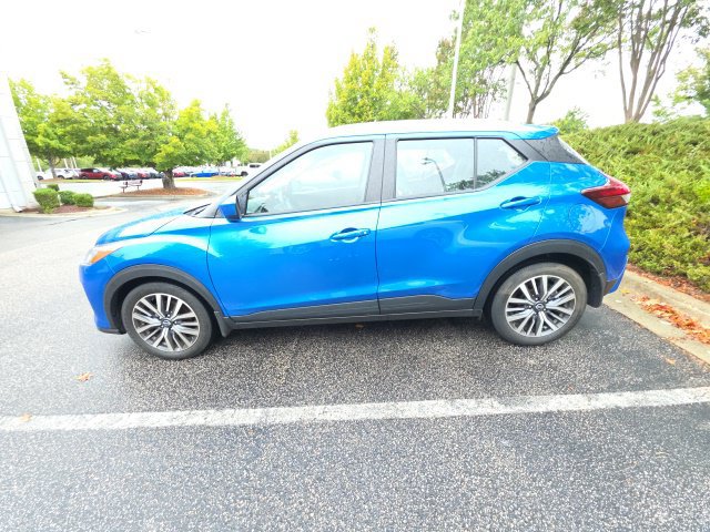 Certified 2024 Nissan Kicks SV FWD image 9