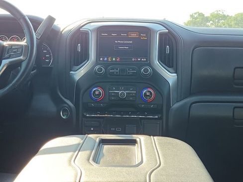 Used 2022 Chevrolet Silverado 1500 LT Trail Boss w/ LT Trail Boss Premium Package AWD/4WD image 15