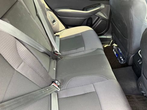 Used 2024 Subaru Outback Premium AWD/4WD image 19