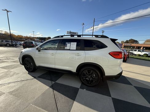 Used 2025 Subaru Ascent Onyx Edition w/ Popular Package #2 image 7