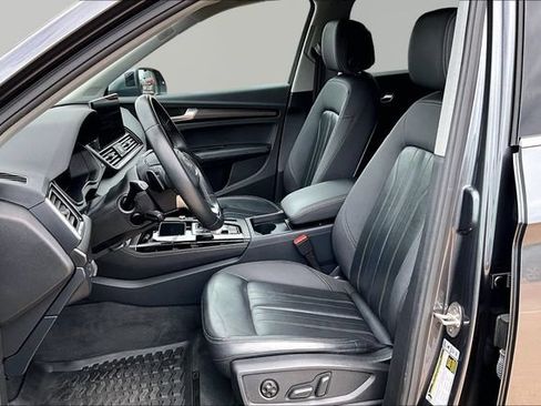 Used 2023 Audi Q5 2.0T Premium Plus w/ Premium Plus Package AWD/4WD image 27
