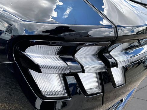 Certified 2025 Ford Mustang Mach-E Premium w/ Sport Appearance Package AWD/4WD image 27