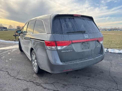 Used 2016 Honda Odyssey Touring Elite image 9