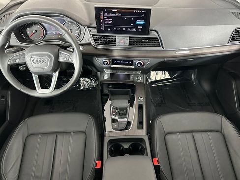 Used 2023 Audi Q5 2.0T Premium w/ Convenience Package image 12