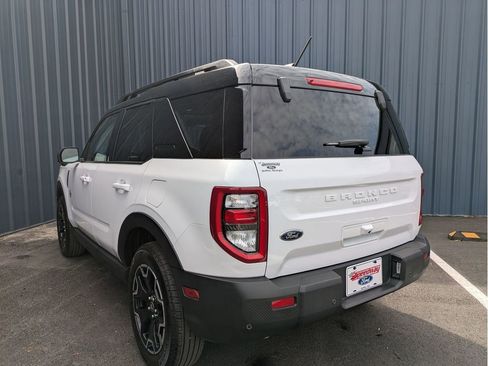 Certified 2025 Ford Bronco Sport Outer Banks w/ Outer Banks Tech Package+ image 9