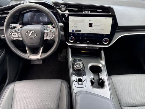 Used 2025 Lexus RZ 300e w/ Accessory Package (2T) image 26