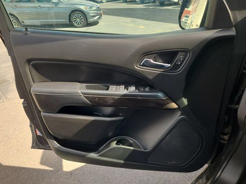 Used 2019 GMC Canyon SLE AWD/4WD image 19