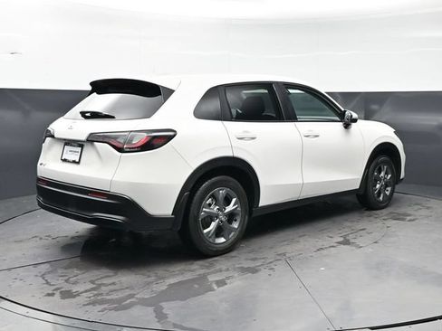 Used 2026 Honda HR-V LX image 5