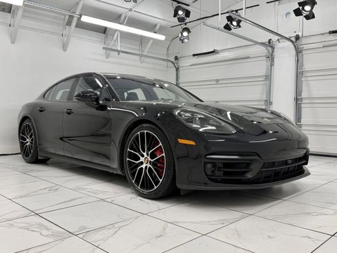 Certified 2022 Porsche Panamera 4S image 10