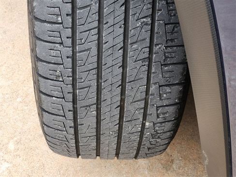 Used 2020 Subaru Ascent Limited w/ Popular Package #2A image 12