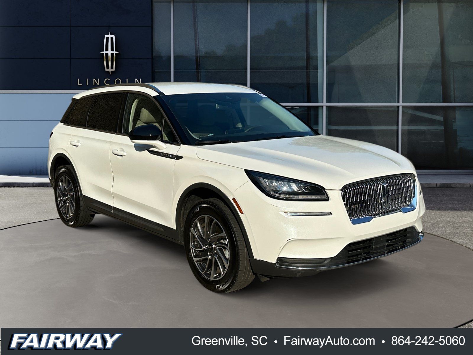Used 2022 Lincoln Corsair FWD image 4