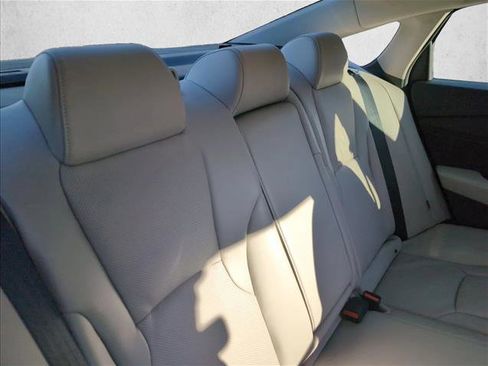 Used 2023 Honda Accord Touring image 22
