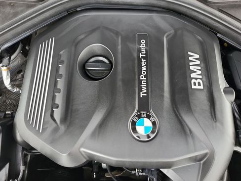 Used 2018 BMW 330i xDrive Sedan AWD/4WD image 16