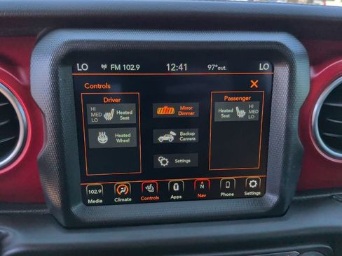 Used 2023 Jeep Wrangler Unlimited Rubicon AWD/4WD image 30