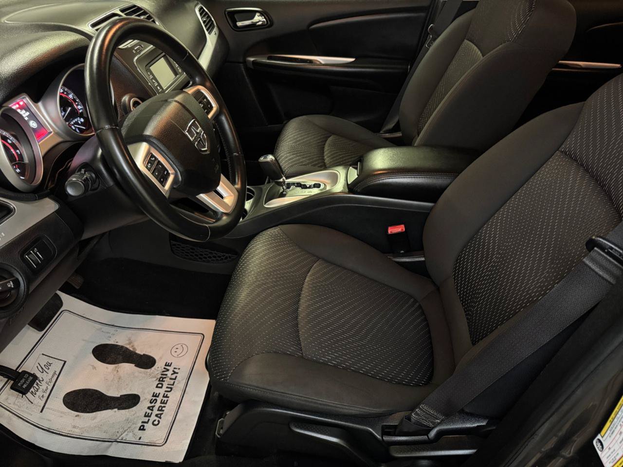 Used 2016 Dodge Journey SXT FWD image 5