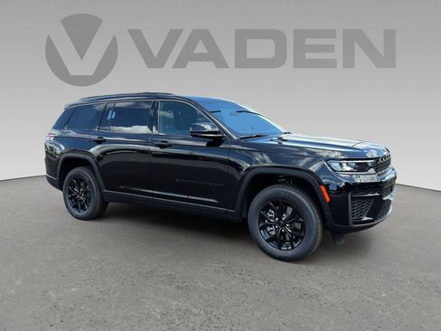New 2026 Jeep Grand Cherokee L 4WD image 1
