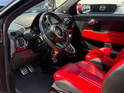 Used 2019 FIAT 500 Abarth w/ Popular Equipment Package FWD image 23