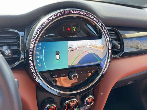 Certified 2023 MINI Cooper 2-Door Hardtop w/ Signature Upholstery Package image 24