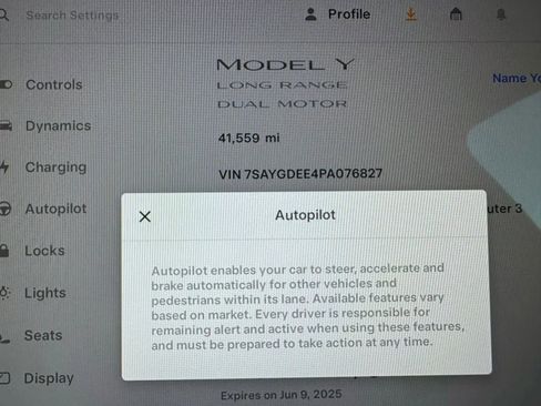 Used 2023 Tesla Model Y Long Range AWD/4WD image 23