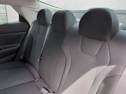 New 2026 Hyundai Elantra SE FWD image 17