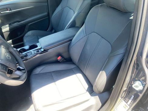 Used 2026 Toyota Camry XSE AWD/4WD image 12
