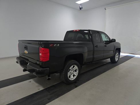 Used 2018 Chevrolet Silverado 1500 LT w/ All Star Edition image 6