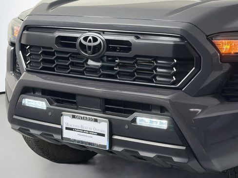 Used 2024 Toyota Tacoma TRD Off-Road w/ TRD Off Road Upgrade Package AWD/4WD image 14