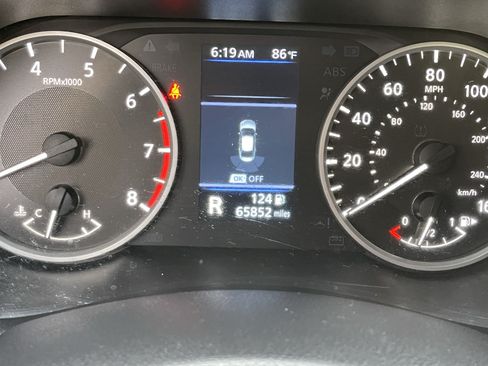 Used 2025 Nissan Sentra S FWD image 30