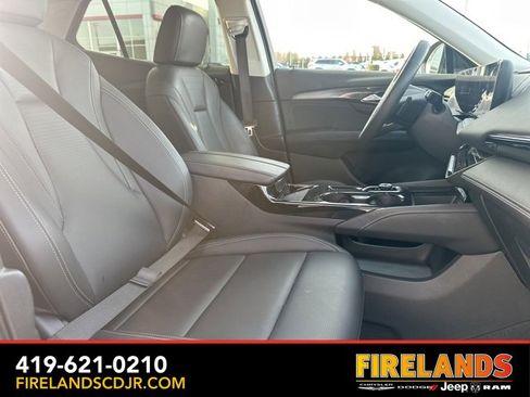 Used 2025 Buick Envision Preferred image 19