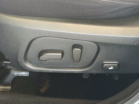 Used 2018 Subaru Forester 2.5i Premium AWD/4WD image 16