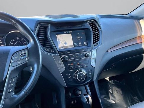Used 2018 Hyundai Santa Fe Sport w/ 2.4L Tech Package 04 AWD/4WD image 6