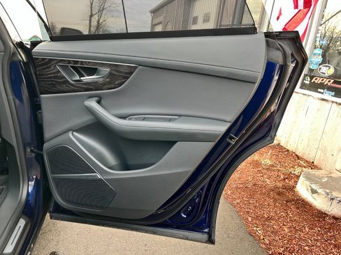 Used 2022 Audi Q8 Prestige image 43