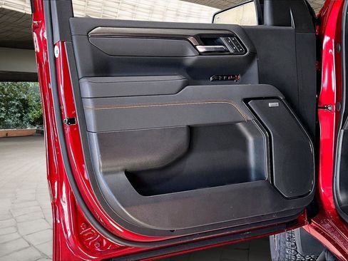 New 2026 GMC Sierra 1500 AT4 w/ AT4 Premium Package image 10