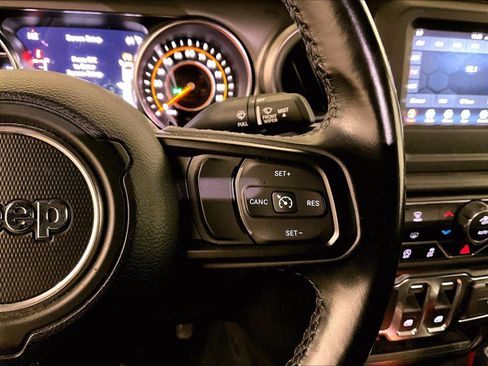 Used 2021 Jeep Wrangler Sport AWD/4WD image 17
