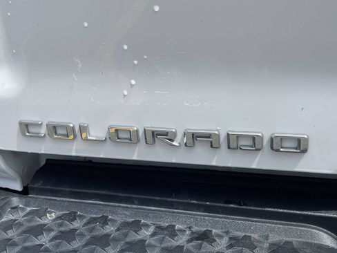 Used 2023 Chevrolet Colorado LT w/ LT Convenience Package III AWD/4WD image 7