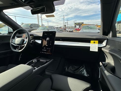 New 2025 Polestar Polestar 3 Long Range Dual Motor Performa image 14