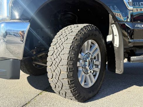 Used 2019 Ford F250 XLT image 31