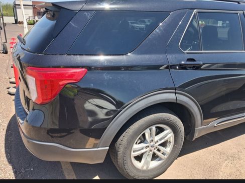 Used 2023 Ford Explorer XLT w/ Equipment Group 202A AWD/4WD image 2