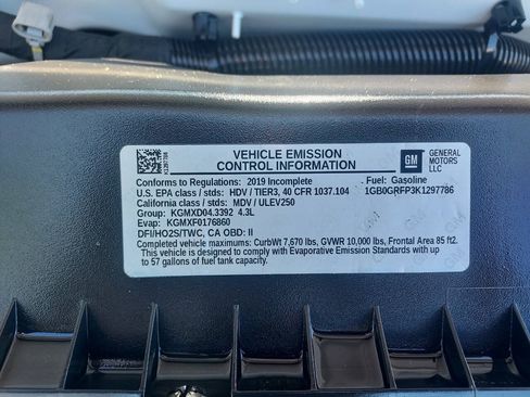 Used 2019 Chevrolet Express 3500 RWD image 23