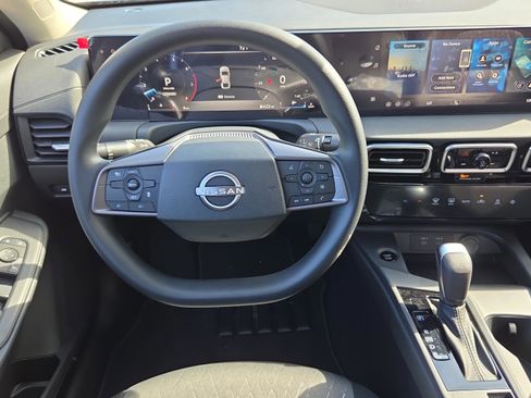 New 2026 Nissan Sentra SV w/ Floor Mat Package FWD image 11