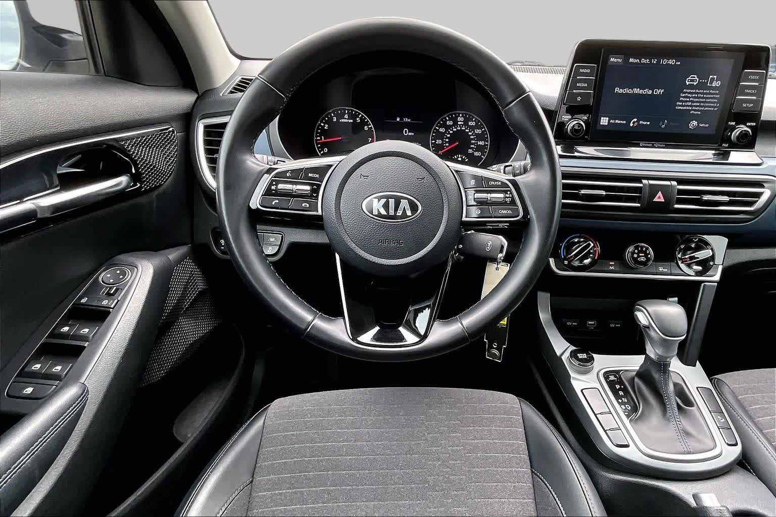Used 2021 Kia Seltos S FWD image 6