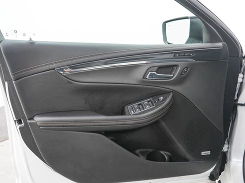 Used 2020 Chevrolet Impala Premier w/ Premier Confidence Package FWD image 19