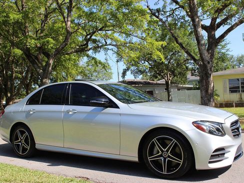 Used 2019 Mercedes-Benz E 300 w/ Premium 1 Package image 1