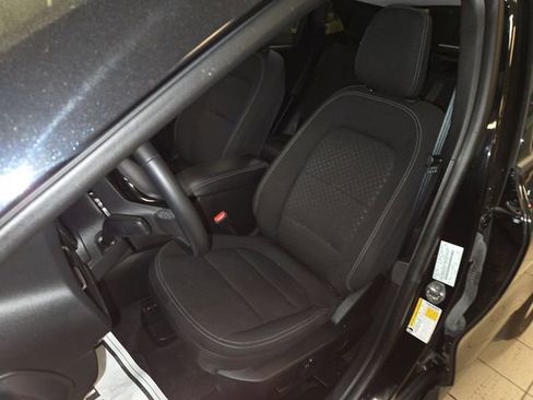 Used 2024 Ford Escape Active image 11