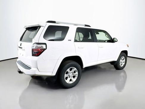 Used 2022 Toyota 4Runner SR5 Premium w/ Moonroof Package image 6