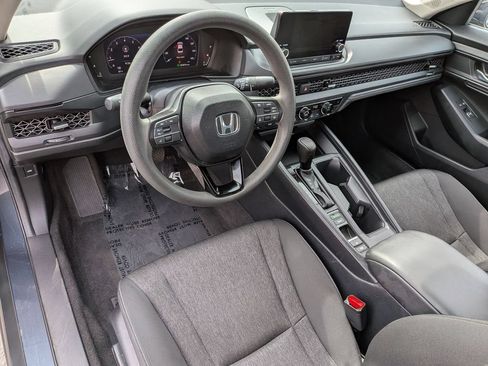 Used 2025 Honda Accord SE image 16